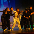 Un de la quinzena de grups participants ahir al Teatre de l’Escorxador del Kpop Fest de Lleida.