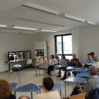 Presentació del projecte del nou Grup Teatre Mollerussa en una sala de L’Amistat.