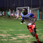 Moró Sidibé celebra el seu gol en el minut 93, que va valer el triomf del Mollerussa.