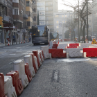 Obren un carril de circulació de la nova Prat de la Riba i en tanquen un altre