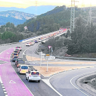 Les cues que es van formar diumenge a la C-13 a l’altura de Salàs.