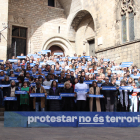 Representants d’entitats i signants del manifest pel dret a la protesta ahir a Barcelona.
