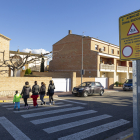 El senyal que indica la restricció de pas a la zona del col·legi de Vila-sana.