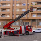 Imatge dels Bombers durant la intervenció.