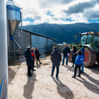A Vilamur, el líder nacional d’ERC es va reunir amb diversos representants del sector ramader per atendre els seus problemes.