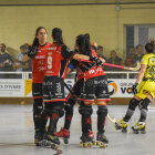 Les jugadores del Telecable Gijón celebren un dels tres gols de la primera meitat.