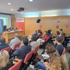 L’informe es va presentar a la seu de CCOO davant d’usuaris i representants d’institucions i entitats.