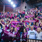 Més de 300 lleidatans van estar ahir acompanyant l’ICG Força Lleida al Palacio de los Deportes de la Rioja.