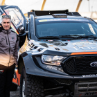 El pilot lleidatà Eduard Pons, amb el Ford Ranger amb el qual afronta el Ral·li de Portugal.