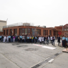 Minut de silenci el 20 de març passat a les portes de la presó de Lleida en record de la cuinera assassinada a Mas d’Enric.