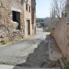 L’estat actual del carrer la Vall, a Vilanova de l’Aguda.