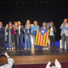 El míting de Junts a Tàrrega, amb Abella, Jaume Giró i Pilar Calvo.