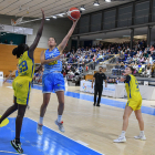 Júlia Soler ha firmat la seua millor temporada a la Lliga Femenina.