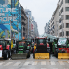 Pagesos concentrats al febrer a Brussel·les per protestar contra la normativa agrària europea.