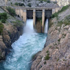 La central de Sopeira, al curs de la Ribagorçana, deixava anar ahir 12 metres cúbics per segon.