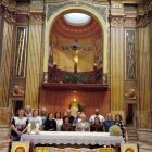 Benedicció ahir al Sant Crist de Balaguer de les icones del taller celebrat la setmana passada.