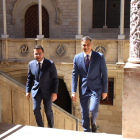 Aragonès i Sánchez pugen les escales abans de reunir-se ahir al Palau de la Generalitat.