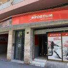 L’assalt es va produir a les 10.00 hores del 26 de juny en aquest local d’apostes d’Alfred Perenya. - MAGDALENA ALTISENT