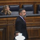 El diputado y líder de Vox, Santiago Abascal, en el pleno del Congreso, este martes en Madrid. EFE/ Fernando Villar