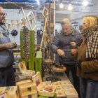 Un estand de la Fira d'Artistes de Tàrrega.