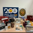 El material intervingut als dos detinguts en l'operació contra el tràfic de cocaïna a la ciutat de Lleida.