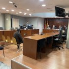 Imatge del condemnat, ahir al banc de l’Audiència. - A. GUERRERO