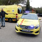 Imatge dels vehicles del SEM que treballen en el sinistre de Pirotècnia Catalana, a Vimbodí i Poblet