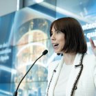 La ministra de Ciència, Innovació i Universitats, Diana Morant, en un moment de la presentació de l'ordinador quàntic al Barcelona Supercomputing Center (BSC).