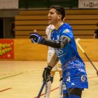 Fran ‘Tombita’ Torres celebra amb ràbia el gol que va suposar el 3-0, obra seua, a pocs minuts d’assolir el descans. - SEBAS MONCUSÍ