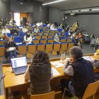 La reunió informativa de la Paeria es va fer a la sala Jaume Magre. - JORDI ECHEVARRIA