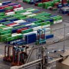 Moltes de les mercaderies que exporta Lleida arriba a altres països a través del port de Barcelona. - ACN