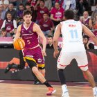 Oriol Paulí, en una acció ofensiva davant del Breogán. - JAVI ENJUANES