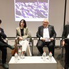 Francesc Canosa, director de la revista, i Antoni Gelonch, president d’Horitzons, amb Cervós i Benet. - MAGDALENA ALTISENT