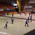 El pavelló Onze de Setembre que comparteixen hoquei, patinatge i handbol necessita una inversió de 370.000 euros. - AMADO FORROLLA