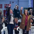 Montero i Belarra alcen el puny durant la V Assemblea Ciutadana de Podem a Madrid. - EUROPA PRESS