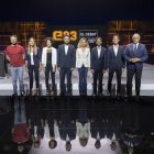 Fotografia de grup dels vuit candidats a les eleccions 23-J per Barcelona uns instants abans de començar el debat de Tv3 i Catalunya Ràdio.