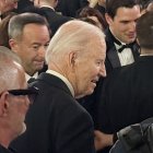 Biden carrega contra les retallades de Trump: “Cap administració no ha causat tanta destrucció”- L’expresident dels EUA, Joe Biden, va carregar dimarts a la nit contra les retallades a la Seguretat Social de l’actual mandatari nord-americà, Donald Trump, en el seu primer discurs des que va deixar la Casa Blanca. “En menys de cent dies, cap administració no ha causat tants danys i tanta destrucció”, va assenyalar en un acte celebrat a Chicago. - EFE/ OCTAVIO GUZMÁN
