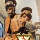 Crespó negre en un fanalet a Lleida. - AGRUPACIÓ ILERDENCA DE PESSEBRISTES