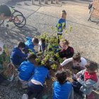 El cicle va incloure un taller de replantació de plantes aromàtiques. - FEM LLAVOR