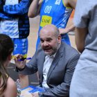 Isaac Fernández continuarà donant instruccions des de la banqueta del Cadí la Seu. - AGUSTÍ PEÑA