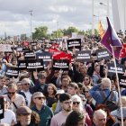 Els manifestants van acudir a un acte del PPE a València. - EFE