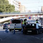 Foto d’arxiu d’un control d’alcoholèmia de la Guàrdia Urbana. - AMADO FORROLLA