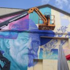 Un dels murals a Penelles.