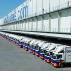 Imatge de la flota de camions que posseeix bonÀrea Corporació. - BONÀREA