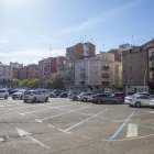 El solar de Magisteri és una pàrquing de zona blava des de fa anys. - SEGRE