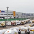 El càlcul de la petjada de carboni de les empreses inclou el derivat del transport dels seus productes. - GERARD HOYAS