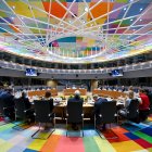 Imatge dels líders europeus reunits en la cimera extraordinària sobre defensa.