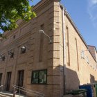 El Teatre Armengol, un dels edificis municipals en què es podran instal·lar panells solars a la teulada. - LAIA PEDRÓS