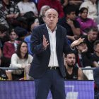 Txus Vidorreta, entrenador de La Laguna Tenerife, durante un partido esta temporada.