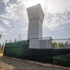 Aquest canó antigranís de Fraga servirà de base per aclarir la situació legal d’aquests aparells. - GERARD HOYAS